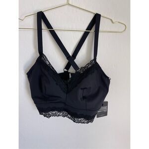 SAVAGE X FENTY Lace Race Low Impact Plus Size Sports Bra Size 1X NWT